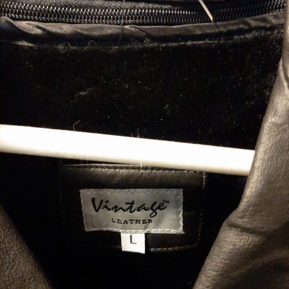 Vintage leather coat - Picture 2 of 4